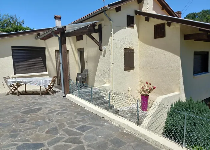 Maison Cosy Et Agreable Holiday home Aubin (Aveyron)